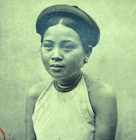 Video clip ghi lại 14 xu hướng làm đẹp kinh điển của phụ nữ Việt Nam suốt  100 năm qua  Tạp chí Đẹp