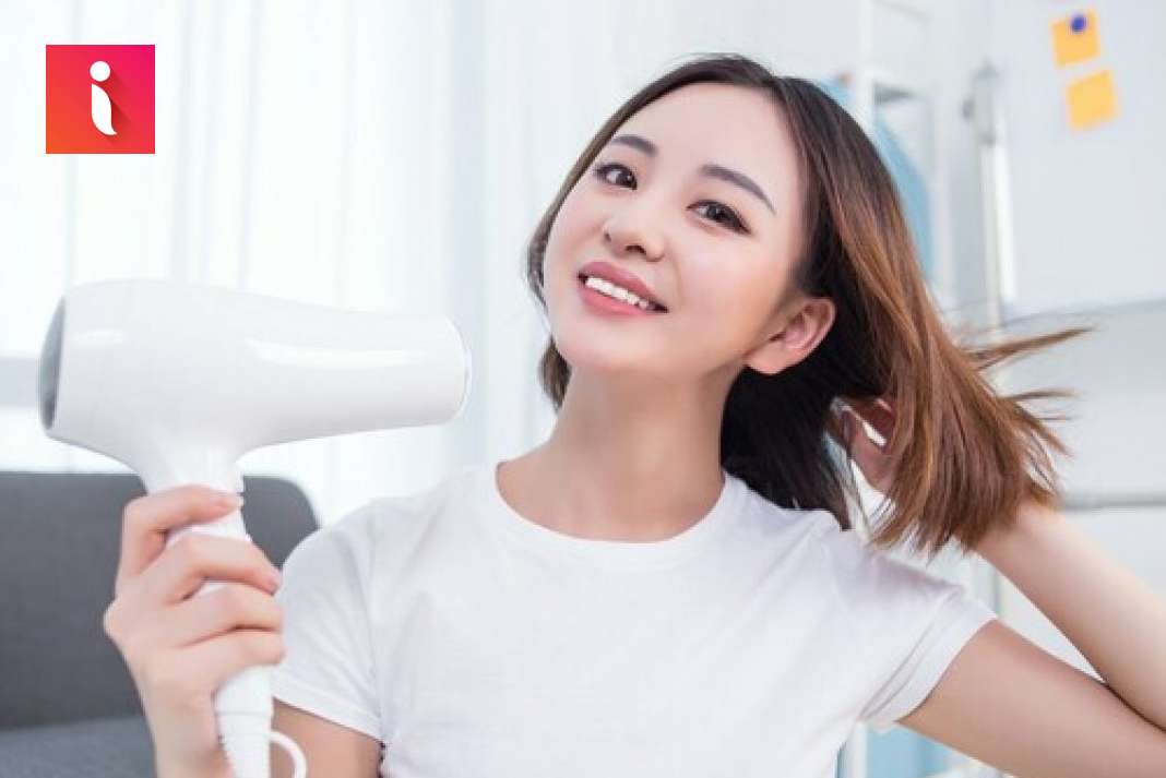 10 Tips hướng dẫn cách dùng máy sấy tóc tạo kiểu cho nam nữ