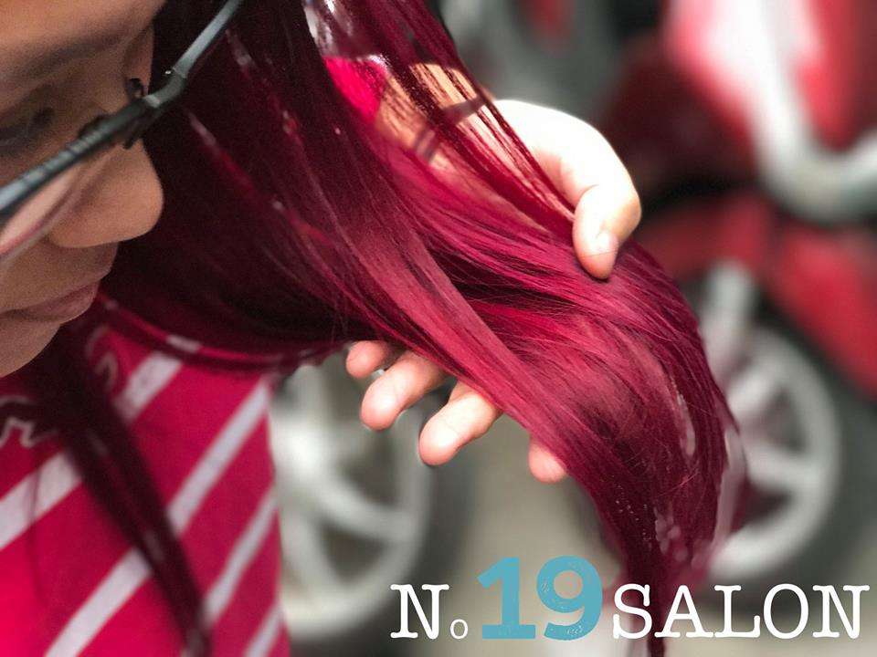 No 19 Salon