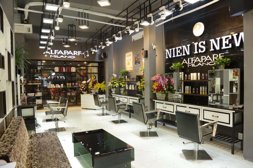 Niên is New Salon